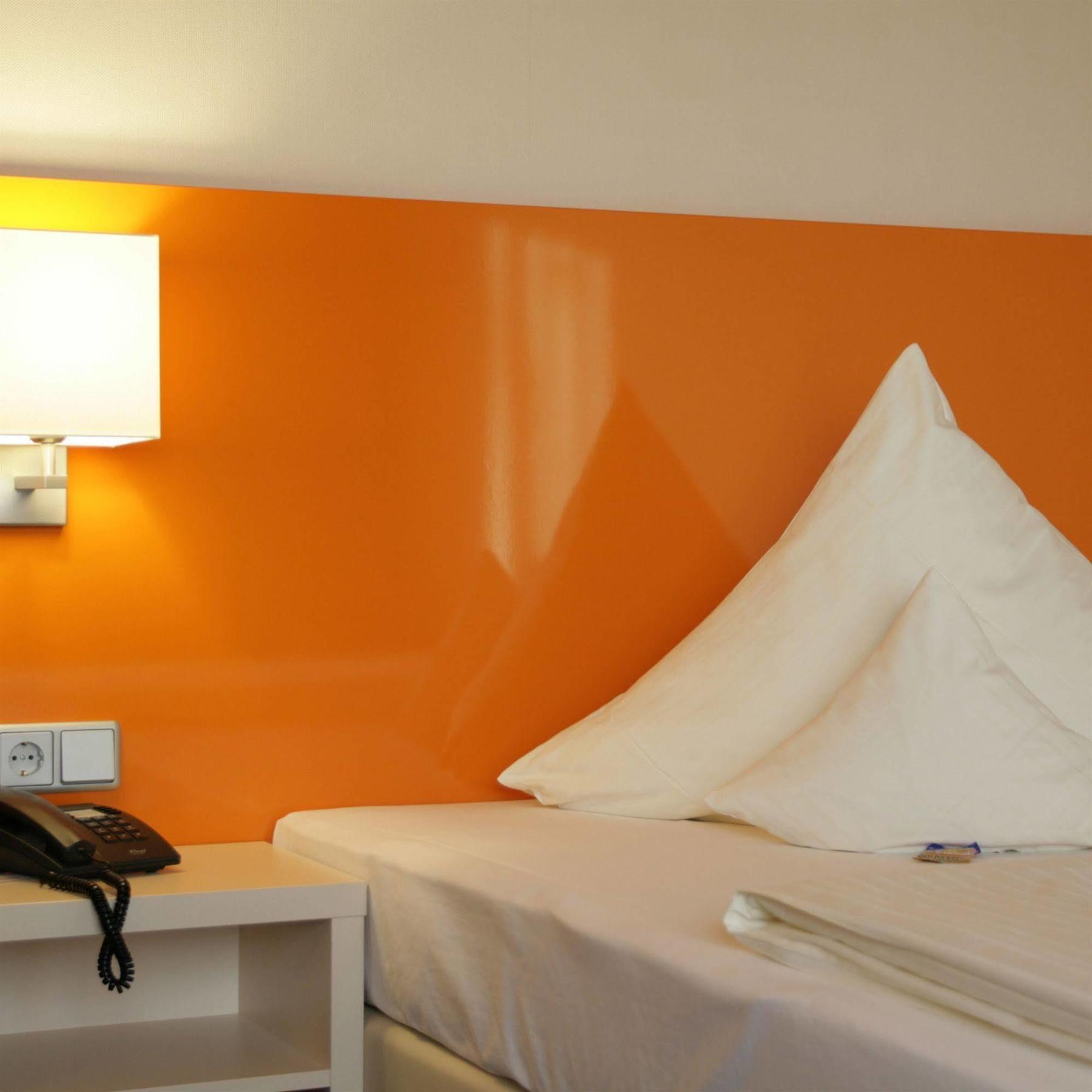 Stadt-Gut-Hotel Filderhotel Ostfildern Kültér fotó
